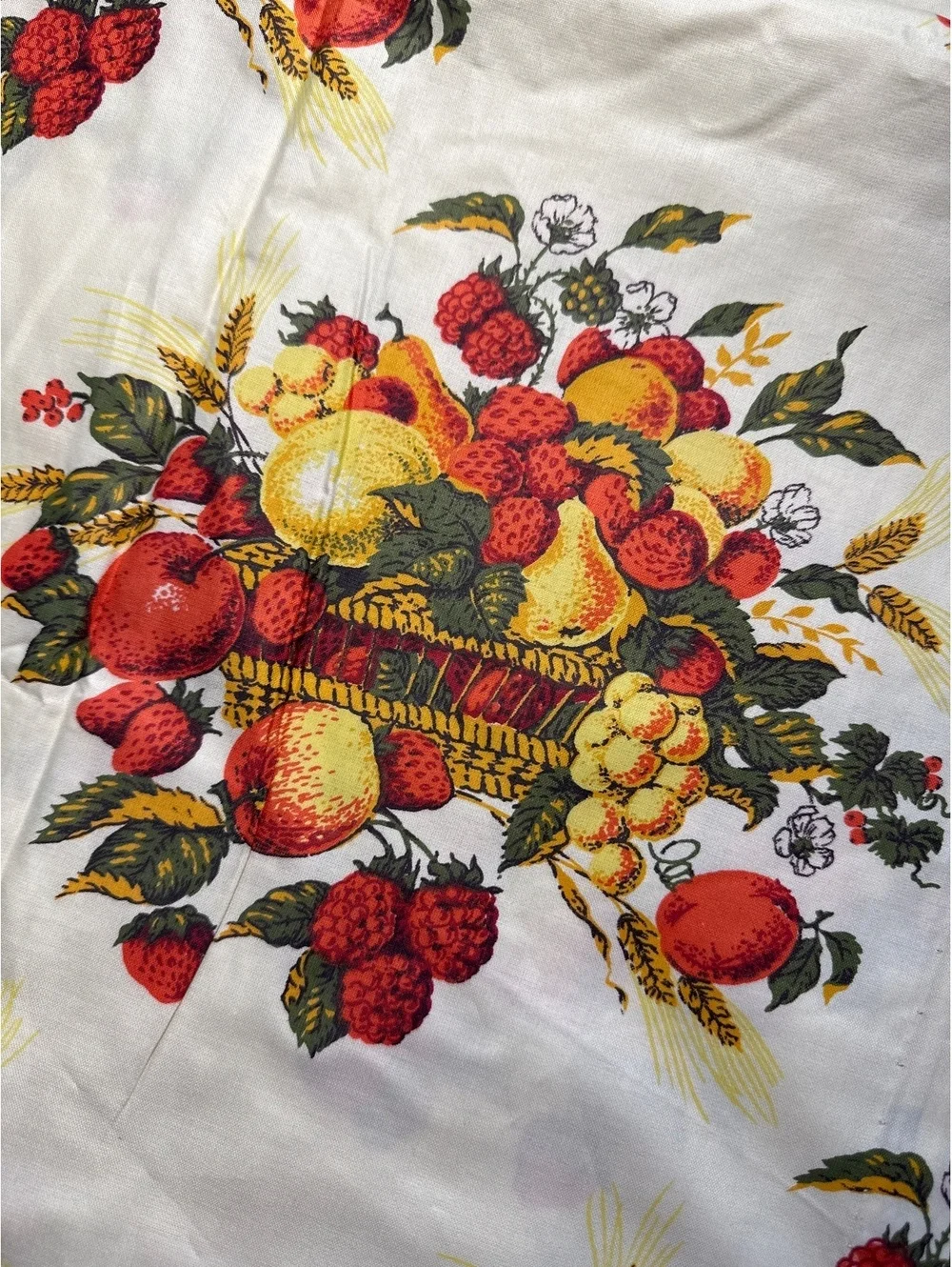 Vintage 1960’s Fruitty Basket Pattern Kitchen Curtains Set